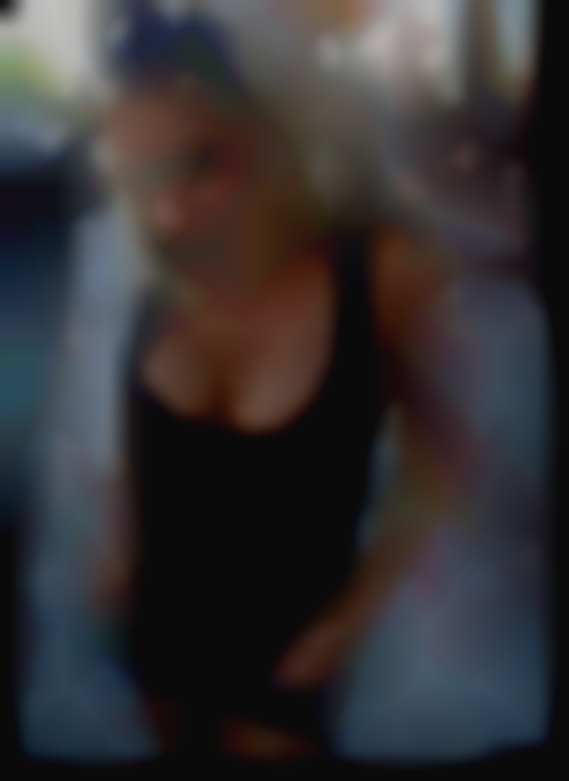 Fine older hairey pussy 20 good thickest lay.